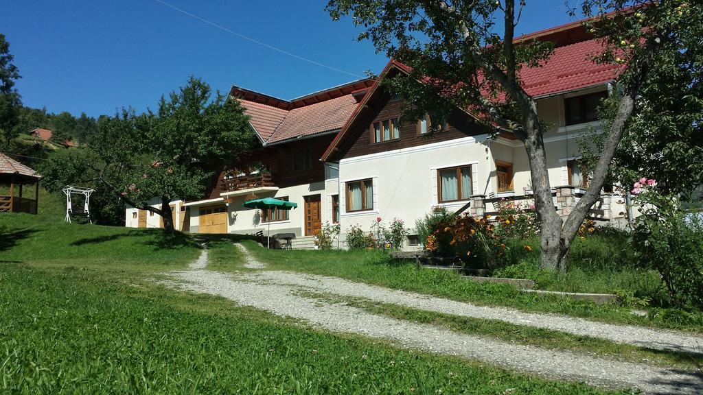 Pensiunea Laura Bran  Exteriér fotografie